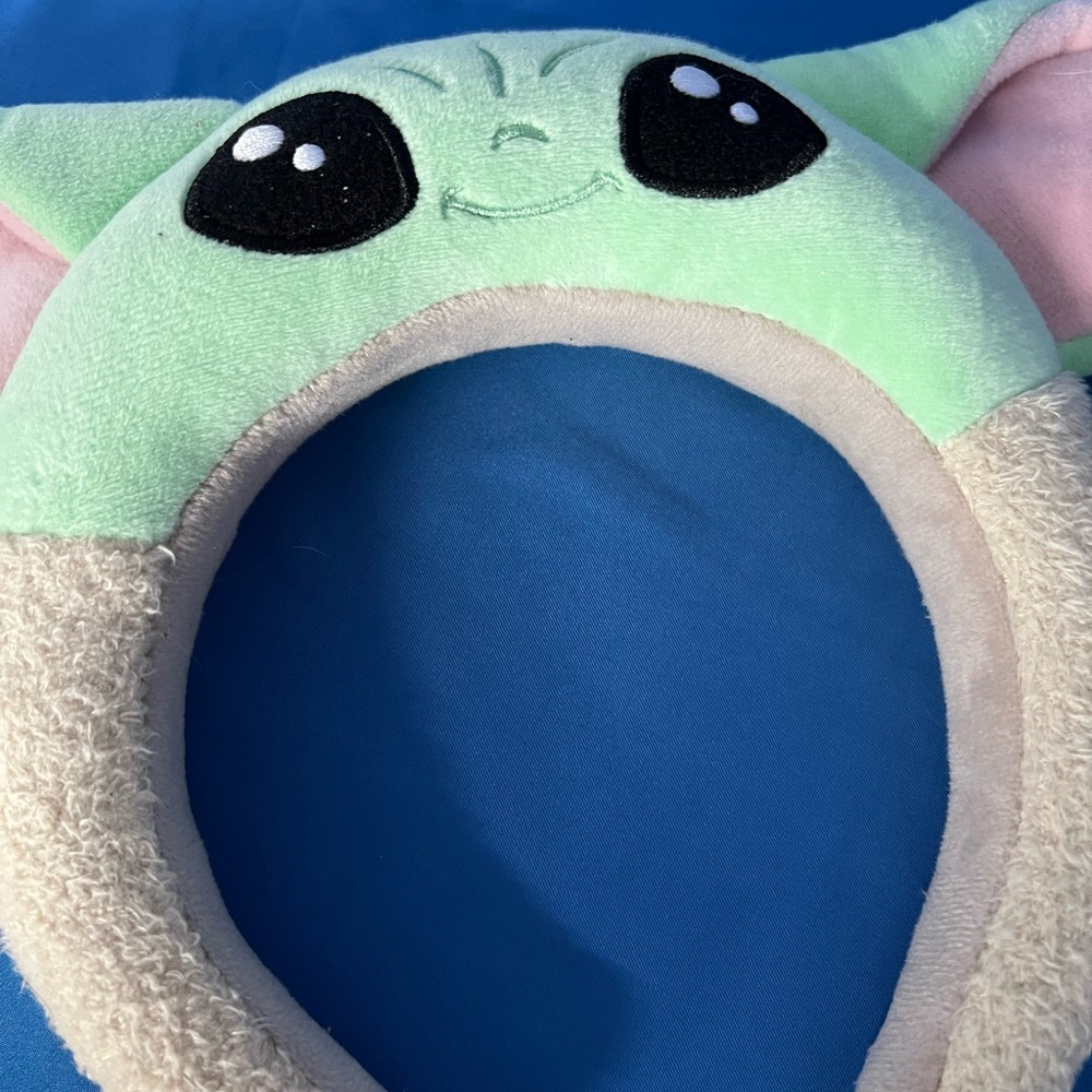 Disney Star Wars Minnie Ears Mandalorian Baby Yoda Ears - Picture 3 of 7